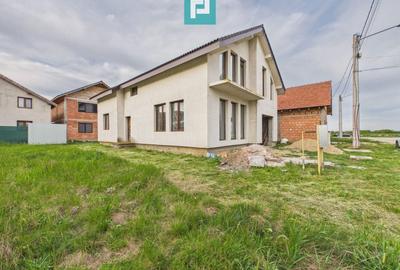 Casă individuală cu 5 camere cu Canalizare în Est - 15