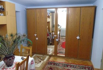 Proprietar, vând apartamet în Reghin, Mihai Viteazu - 5