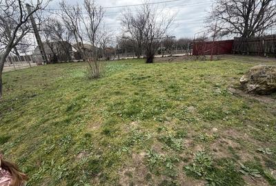 Casă cu 4 camere cu Teren 1000 Mp în Năeni - 2