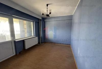 3 camere, Decomandat, etaj intermediar in bloc cu lift, Viziru 3 - 5