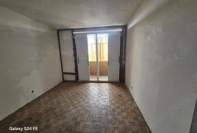 Apartament cu 2 camere semidecomandat în Central - 1