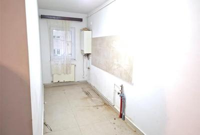 Garsoniera decomandata zona Vasile Aaron - 5