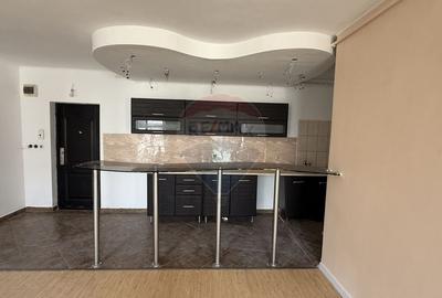 Apartament cu 3 camere semidecomandat, mobilat în Florești - 2