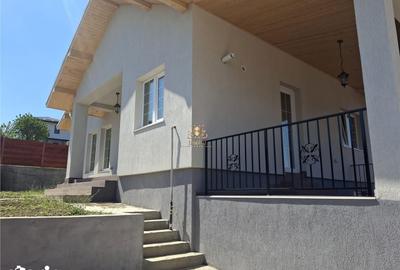Casă cu 4 camere cu Teren 430 Mp în Miroslava - 4