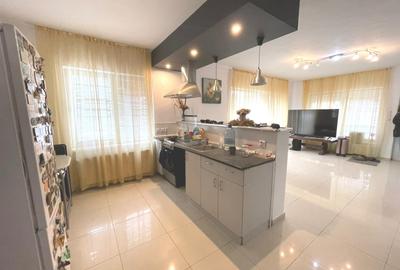 Casă individuală cu 4 camere cu Teren 100 Mp în Cetate - 1