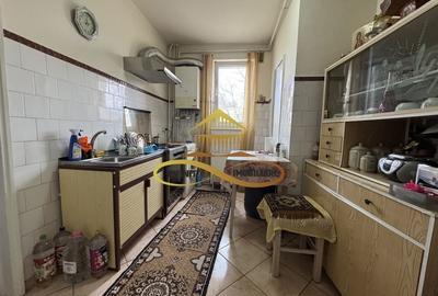 Apartament cu 2 camere cu balcon etaj 3 din 4 - de vanzare Apartament cu 2 camere cu balcon etaj 3 din 4 - de vanzare - 7