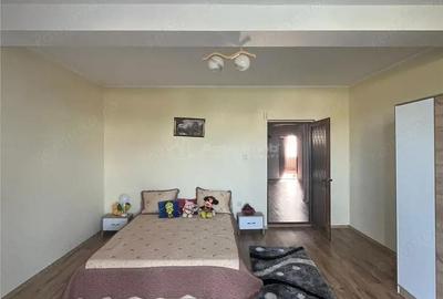Casă cu Teren 2000 Mp în Central