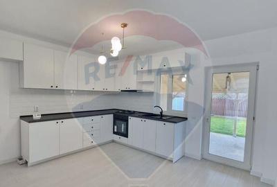 Casa/Vila Moderna- 6 camere de Inchiriat Corbeanca/Ilfov - 12