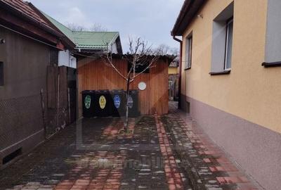 Casă cu 2 camere cu Canalizare în Dâmbul Rotund - 2