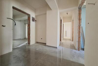 Apartament cu 3 camere decomandat în Galata - 1