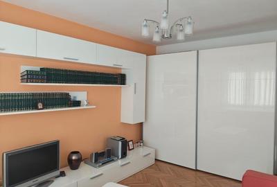 Garsonieră decomandată în Astra - 5