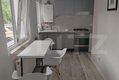 Casa 55mp tip triplex, Central - 2