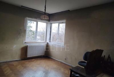 Apartament cu 4 camere decomandat în Central - 5