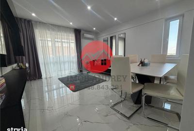 Apartament cu 3 camere în E3 - 8