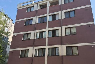 Apartament cu 3 camere decomandat în Central - 12