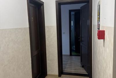 Casă cu 8 camere cu Teren 1000 Mp în Central - 16