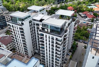 Penthouse cu 5 camere decomandat în Floreasca