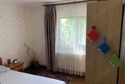 Apartament cu 3 camere în Traian - 4