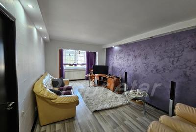 Apartament cu 2 camere decomandat, mobilat în CET - 4