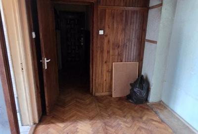 Apartament cu 3 camere în Micro 14 - 9