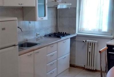 Apartament cu 3 camere decomandat, mobilat în ICIL - 2