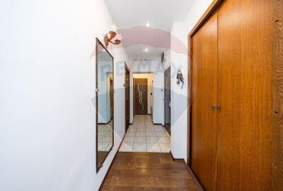 Apartament cu 3 camere decomandat, mobilat în Central - 19