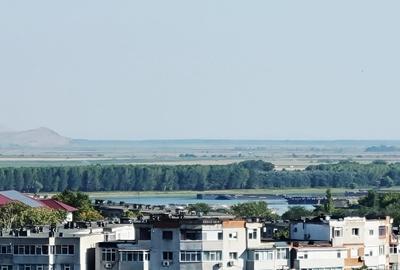 Ap spatios Ps-uri VEGA Ultimul Leu etaj superior priveliste deosebita - 1