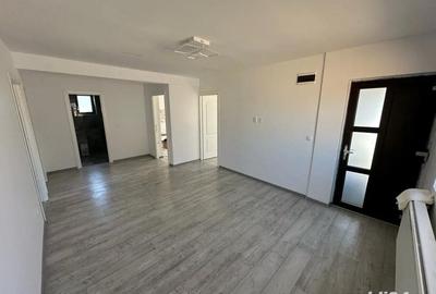 Casă cu 4 camere în Central - 2