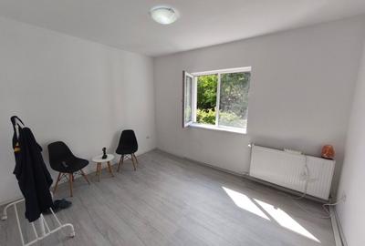 Apartament cu 3 camere și curte privată 108 mp, Baia Mare str. Mihai Eminescu - 3