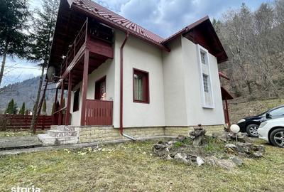Casă cu 4 camere cu Teren 2985 Mp în Tarcău - 18