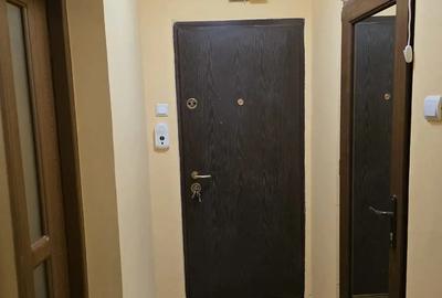 Garsoniera de vanzare Astra strada Marte parter 28mp+28mp demisol - 5