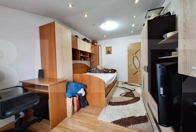 Apartament de vanzare, cu 2 camere decomandat, mobilat, zona Spitalul Judetean - 4