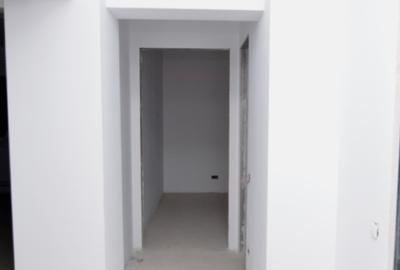 Vând apartament 3 camere în Tineretului vis-a-vis de școala 97 - 7