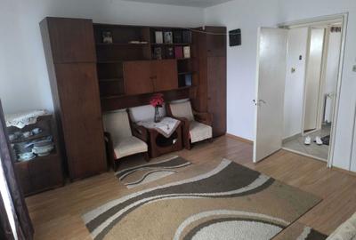 Garsonieră decomandată în Central - 1