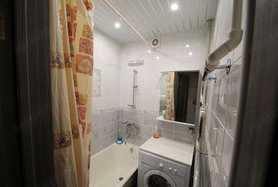 Se inchiriaza un apartament cu 2 camere - 4