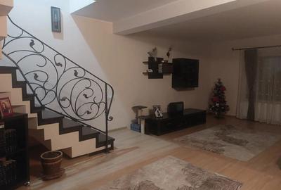 Proprietar , vand casa in Dumbravita ,central - 3