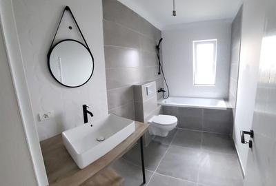 Duplex cu 5 camere cu Canalizare în Utvin - 7