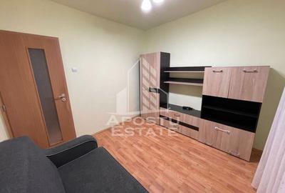 Apartament cu 2 camere semidecomandat în Circumvalațiunii - 7