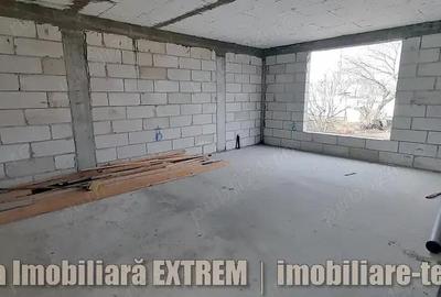 Casa la ro?u cu etaj are 7 camere ?i 500mp teren Casa la ro?u cu etaj are 7 camere ?i 500mp teren - 4