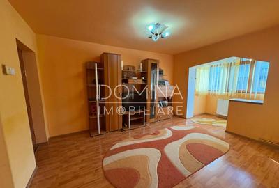 Apartament cu 3 camere semidecomandat în Central - 9