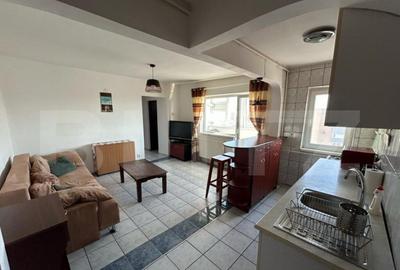 Apartament cu 4 camere decomandat în Cetate - 8