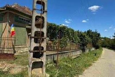 Casă cu 4 camere cu Teren 700 Mp în Hodișa - 4