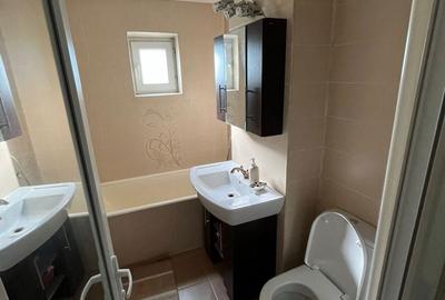 Apartament cu 2 camere decomandat în Rovine - 1