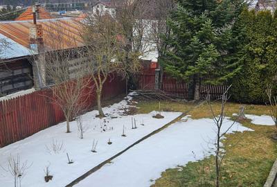 Casă cu 4 camere în Poiana Țapului - 3