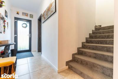 Casă cu 5 camere cu Canalizare în Dâmbul Rotund - 13