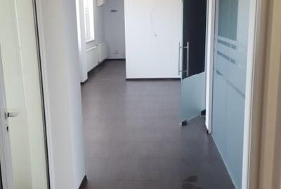 Proprietar-inchiriez  spatiu comercial P+3E,  ultracentral - 8