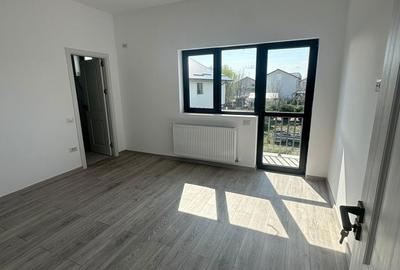 Casă cu 4 camere cu Teren 300 Mp în Central - 4