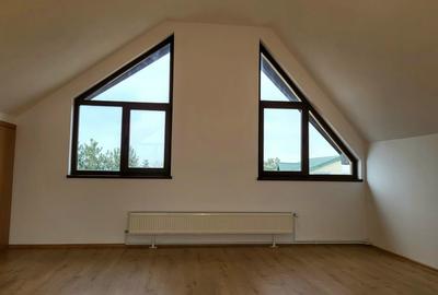 Casă cu 4 camere cu Teren 440 Mp în Săftica - 7