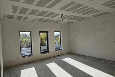 Casa de vanzare in lazuri - 1