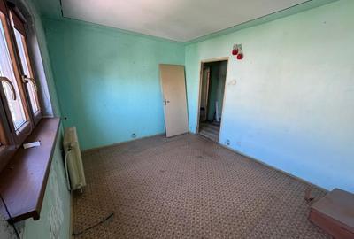 Apartament cu 3 camere decomandat în Independenței - 2